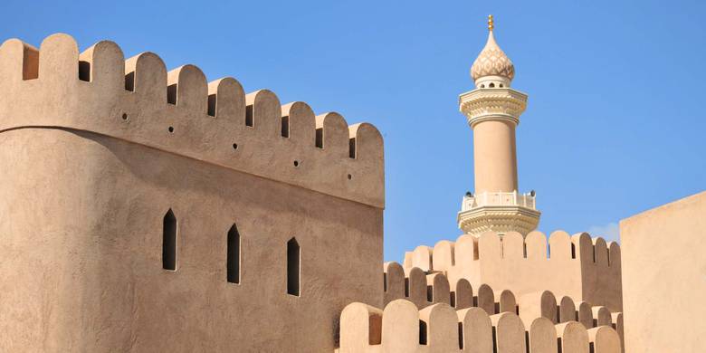 Tierra de incienso, desiertos interminables y majestuosas mezquitas.