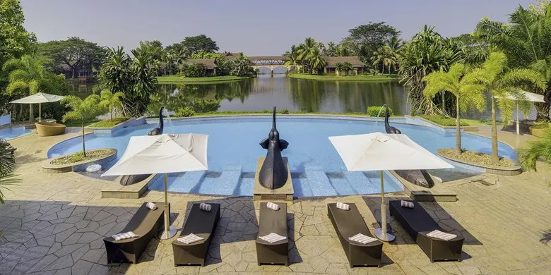 The Zuri Kumarakom, Kerala Resort & Spa