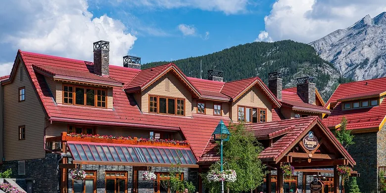 Banff Ptarmigan Inn