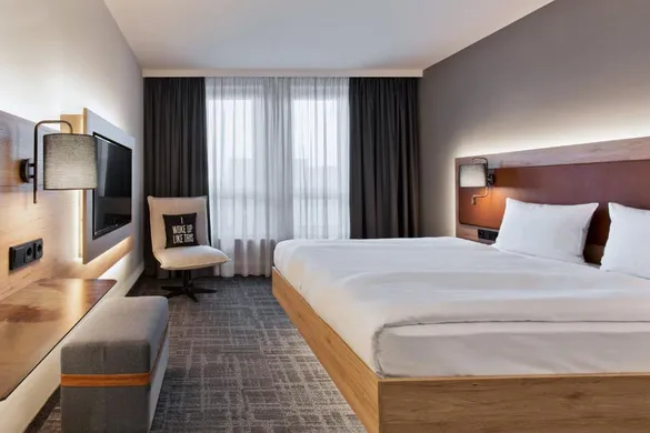 MOXY BERLIN HUMBOLDTHAIN PARK