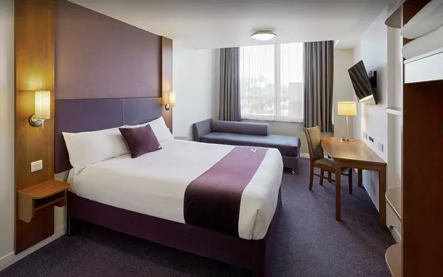 PREMIER INN EDINBURGH PARK AIRPORT