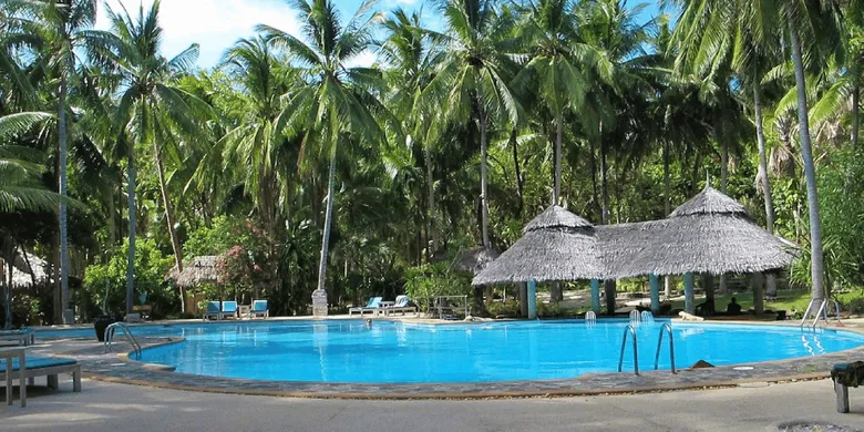 Coco Grove Beach Resort, Siquijor Island