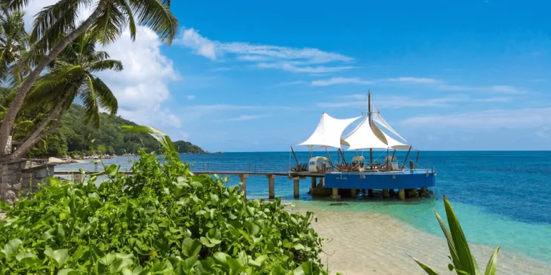 Coco de Mer Hotel and Black Parrot Suites