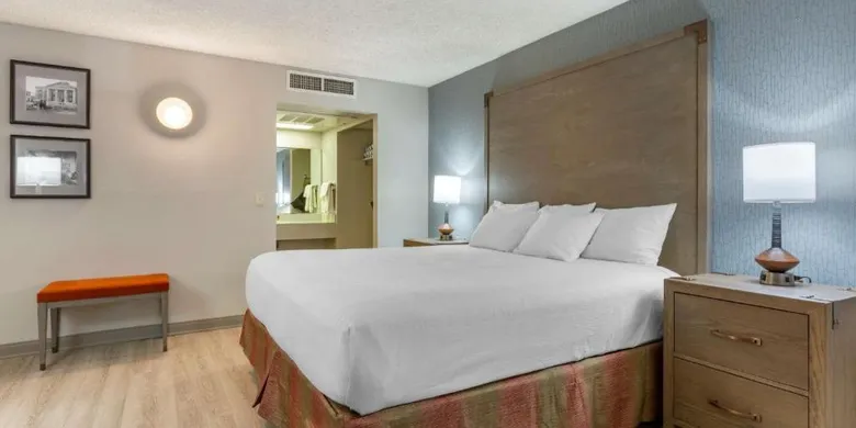 Best Western Plus King's Inn and Suites