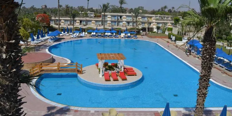 Pyramids Park Resort Cairo