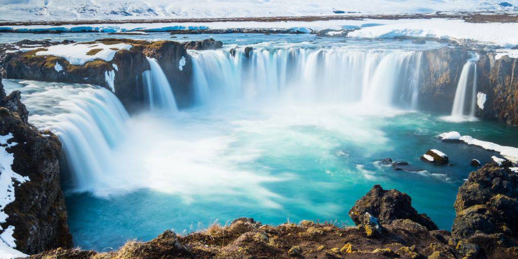 Conoce las leyendas de Islandia: Thingvellir, cascadas, el glaciar Jökulsarlon y los géisers con este tour completo por Islandia de 8 días 3