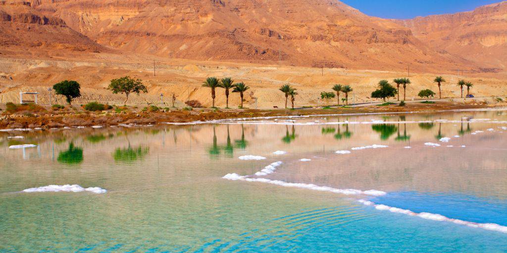 Siéntete Indiana Jones con este viaje a Jordania de 7 días. Durante estas vacaciones conoceremos Petra, Wadi Rum, el Mar Muerto y mucho más. 5