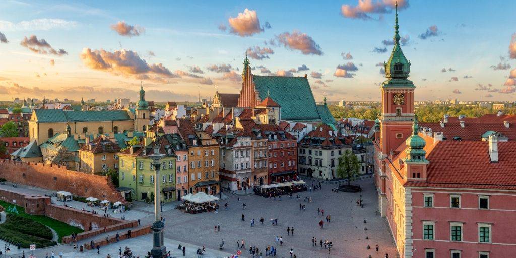 Recorre Estonia, Letonia, Lituania, Polonia y Chequia. Disfruta de este viaje a Europa del Este de 11 días. 6