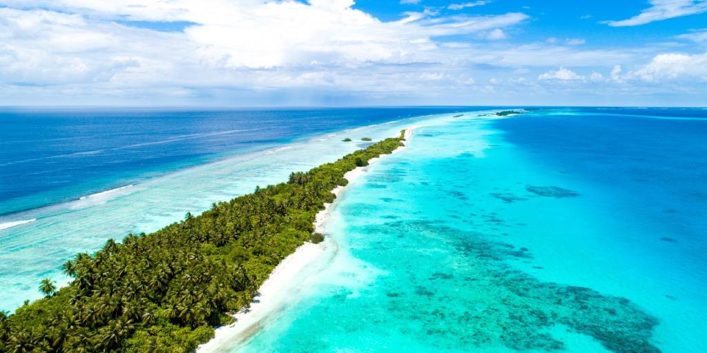 Déjate conquistar por la esencia de la antigua Ceilán y las playas más fascinantes del Índico con este viaje combinado a Maldivas y Sri Lanka. 5