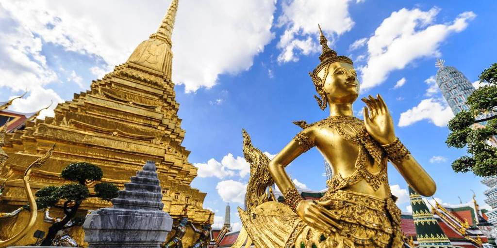 No puedes perderte este viaje combinado a Angkor, Bangkok y Phuket. Conocerás Tailandia, Camboya y las playas paradisíacas de Phuket. 4