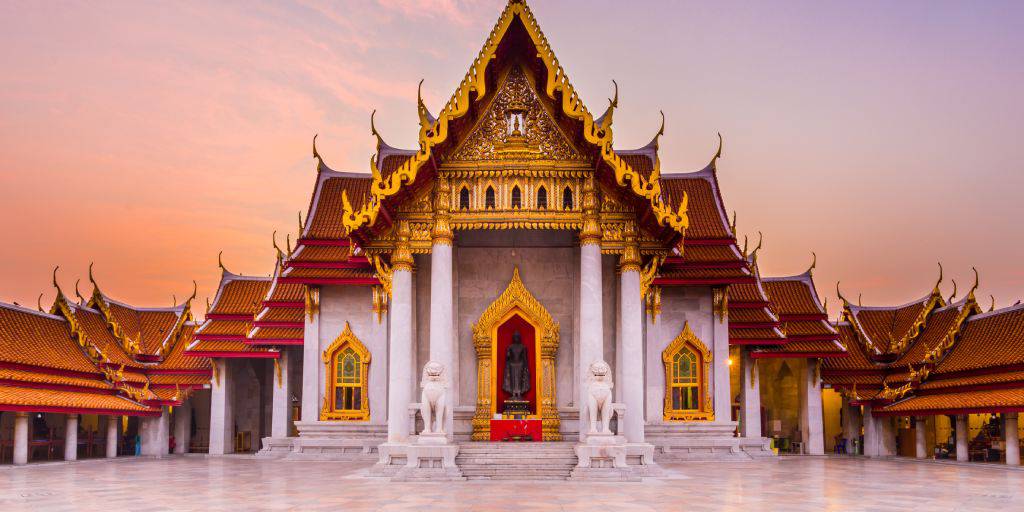 No puedes perderte este viaje combinado a Angkor, Bangkok y Phuket. Conocerás Tailandia, Camboya y las playas paradisíacas de Phuket. 2