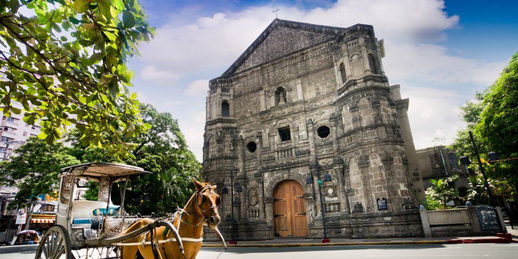 Playas de ensueño, colinas verdes, edificios históricos... este viaje a Filipinas de 10 días ofrece unas vacaciones inolvidables. 2