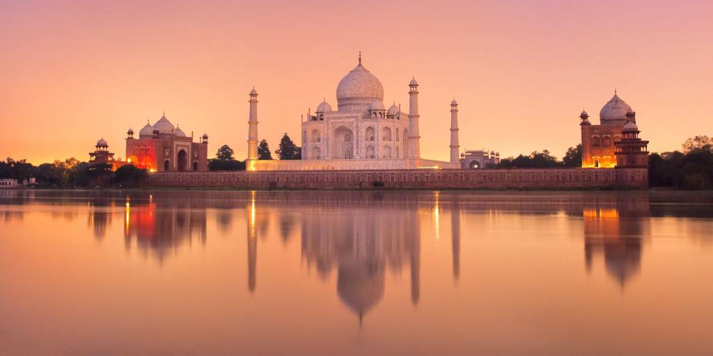 Adéntrate en la cultura hindú con este viaje de 10 días a India. Recorre los templos más impresionantes y los parques más exóticos. 4