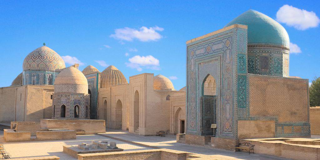 En este viaje organizado por Uzbekistán de 10 días te sumergiremos en los enclaves más apasionantes de la Ruta de la Seda. 3