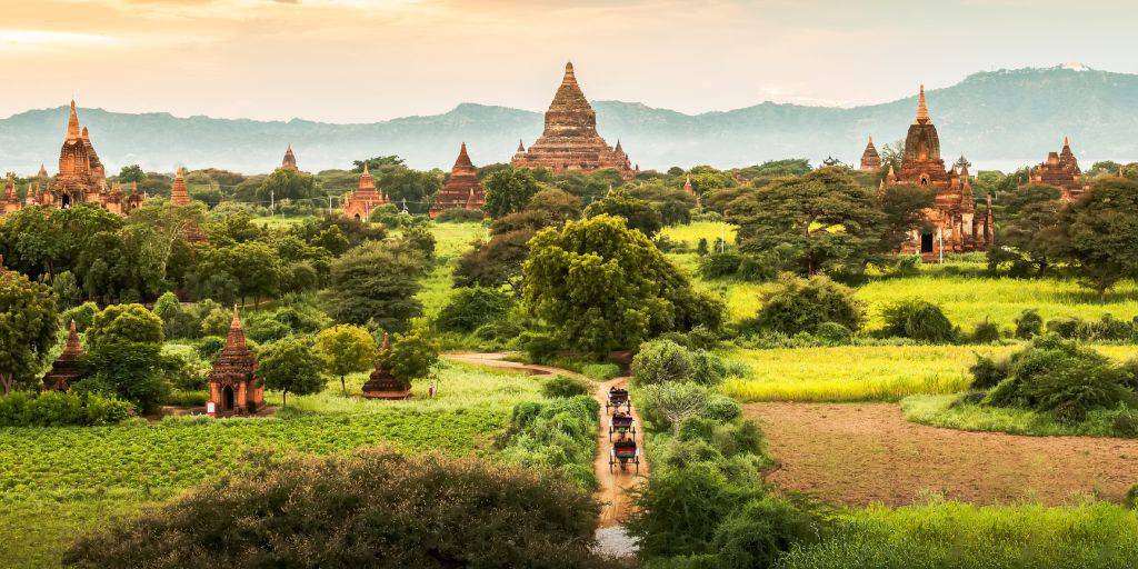 De la colonial Yangón a la salvaje Luang Prabang: con este viaje a Myanmar y Laos podrás recorrer los monumentos más sorprendentes. 6