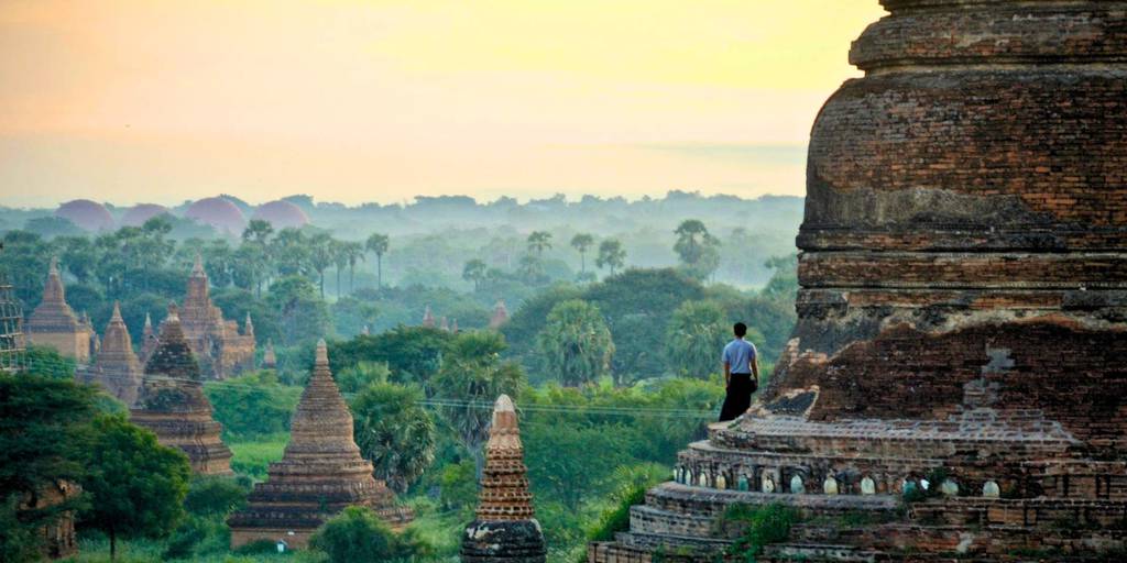 Pon a prueba tus sentidos con este tour por lo mejor de Myanmar de 12 días. Podrás recorrer uno de los países más vírgenes de Asia. 3