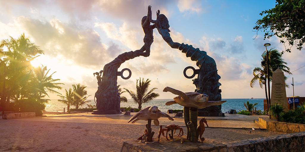 Con estas vacaciones en Cancún podrás disfrutar de lo mejor del Caribe mexicano: relax, buceo, cultura y mucho más. 3