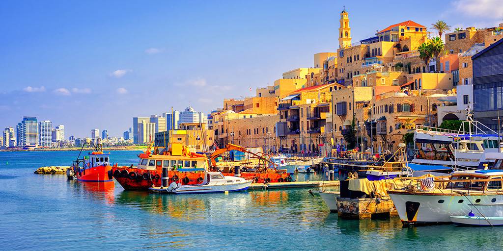 Descubre los lugares más fascinantes de la Tierra Santa con nuestro Tour por Israel de 6 días, como Jerusalén, Tel Aviv y el Mar de Galilea. 4