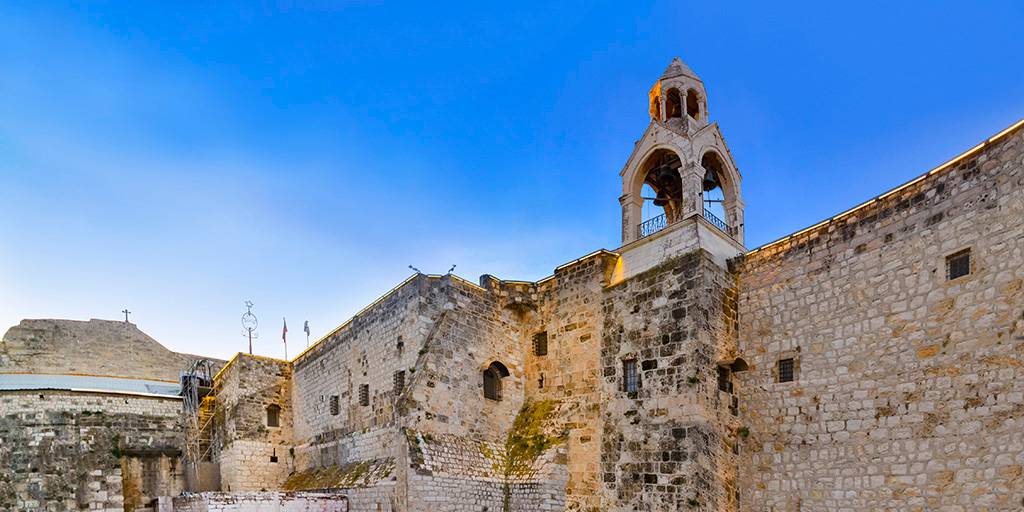 Durante 5 días, podremos recorrer los lugares más emblemáticos de la ciudad santa con este viaje organizado a Jerusalén. 6