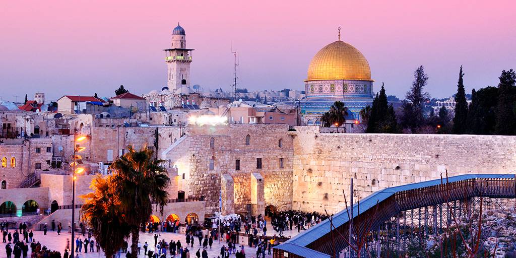 Durante 5 días, podremos recorrer los lugares más emblemáticos de la ciudad santa con este viaje organizado a Jerusalén. 4