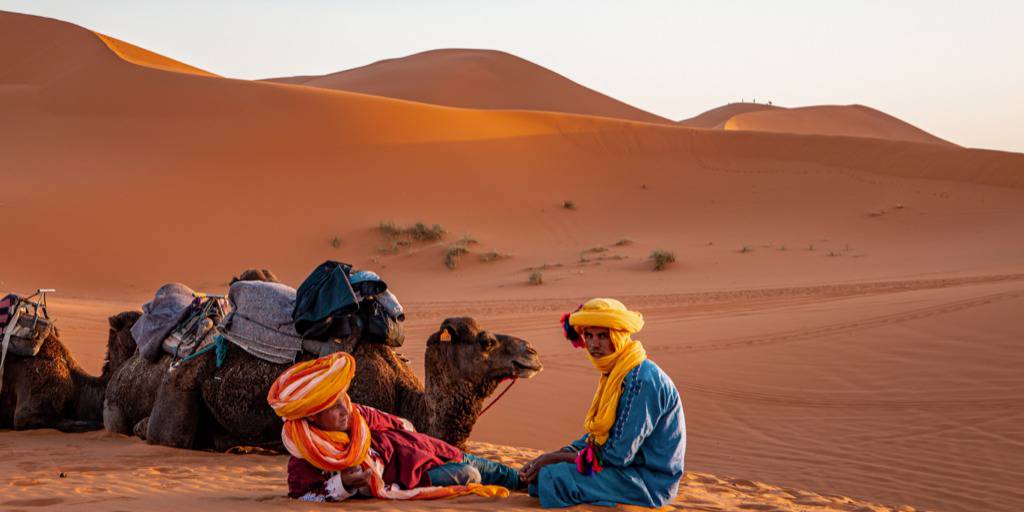 Atrévete a recorrer el Sáhara con nuestro Gran tour por Marruecos de 9 días, durante el cual conoceremos Marrakech, Casablanca y mucho más. 4