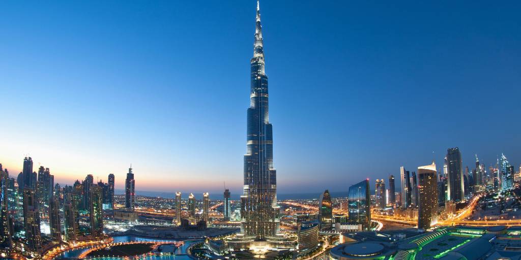 Descubre Dubái y Arabia Saudita con nuestro viaje de 11 días que te permitirá conocer la modernidad de Dubái y la historia de Arabia Saudita. 6
