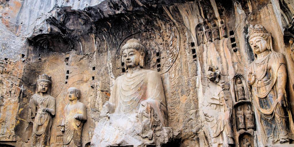 Descubre los rascacielos de Shanghái, la Gran Muralla China, las Grutas de Longmen y los Guerreros de Terracota de Xi'an con un viaje por la China clásica de 11 días. 6