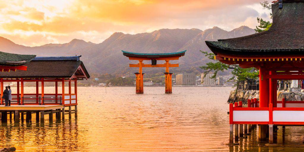 Osaka, Kioto, Hakone, Tokio... con este viaje a Japón de 12 días podrás pasear por los enclaves más destacados del país del sol naciente. 3