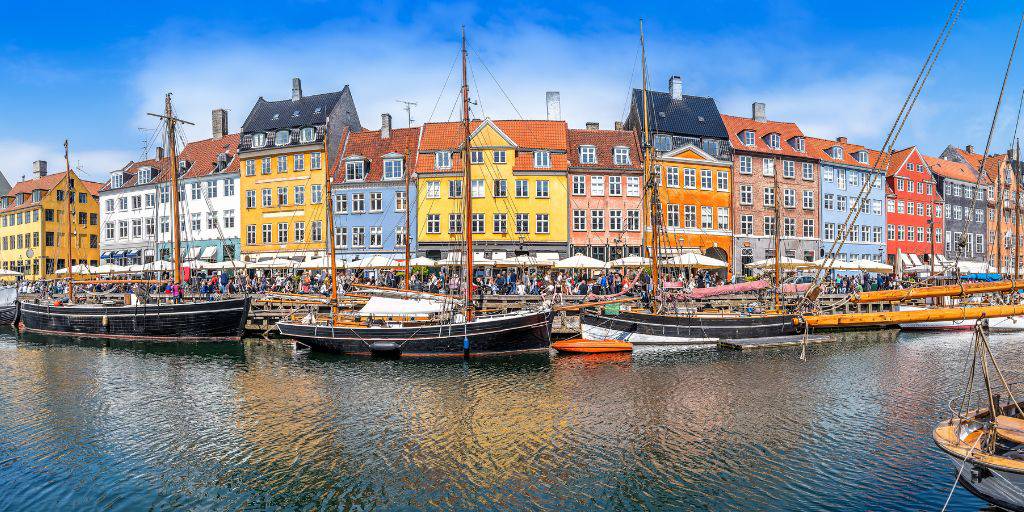 Con nuestro viaje de Suecia y Dinamarca, podrás recorrer desde la capital sueca hasta la danesa en 7 días. 2