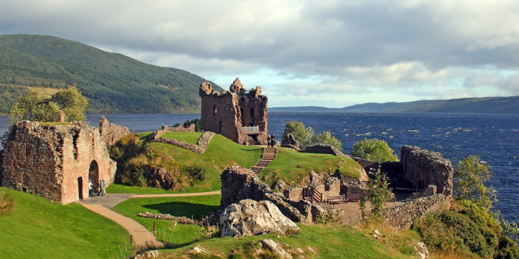 Viaja por Inglaterra, Escocia e Irlanda y explora los exuberantes paisajes de Europa occidental. Viajes organizados Grandvoyage. 2