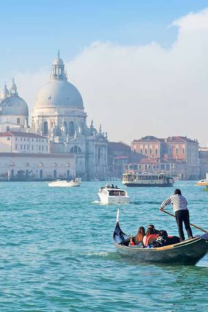 Imagen del viaje: Circuito Imperial: Londres, Países Bajos, París, Milán, Venecia, Roma en 15 días