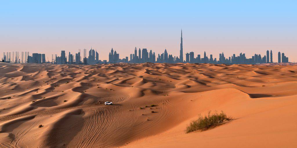 Este viaje organizado a Dubái te descubrirá los rascacielos y tiendas de lujo de Dubái. Durante 7 días conocerás esta futurista ciudad. 6