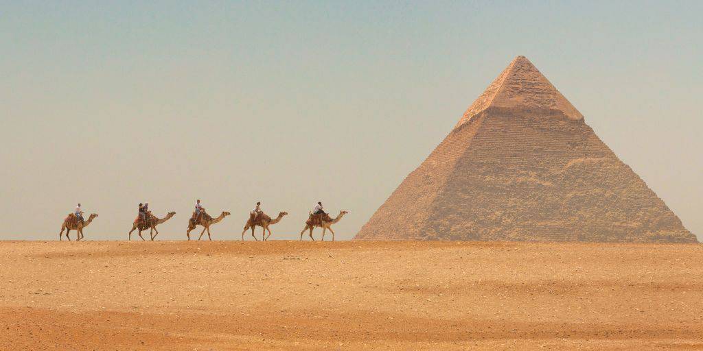 Atrévete a descubrir las ciudades y monumentos más fascinantes de todo Oriente Medio con nuestro viaje por Egipto y Jordania de 12 días. 1