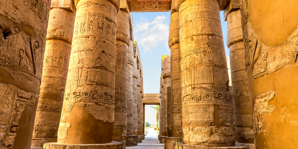 Durante este viaje a Egipto de 8 días no solo visitaremos templos y pirámides. Navegaremos por el Nilo para conocer todos sus secretos. 5