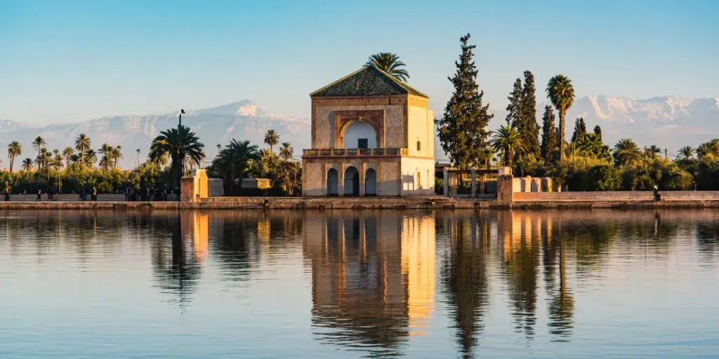 Con nuestro viaje a Marrakech, Casablanca y Fez de 7 días podrás descubrir las principales joyas del país vecino, Marruecos. 1