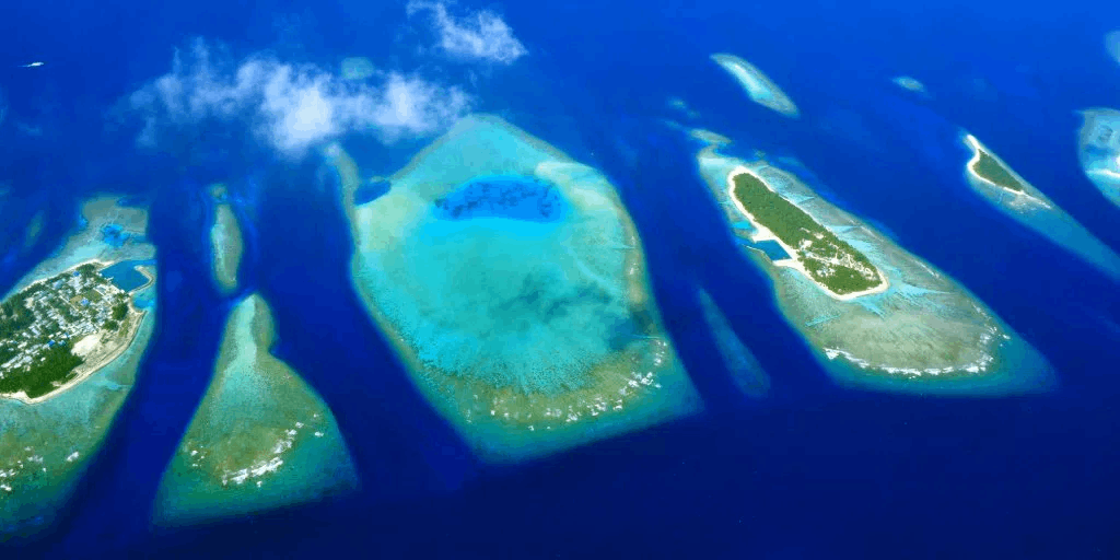 Aprovecha esta oferta para un viaje de lujo a Maldivas. Reserva hasta septiembre de 2022 y viaja hasta octubre del mismo año. 5
