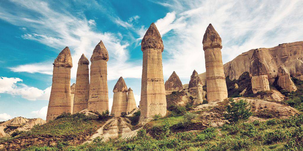 Con esta oferta de Black Friday disfrutarás de viaje a Estambul y Capadocia de 8 días. Explorarás los mejores rincones de la antigua Constantinopla y la región más mágica del país. 5