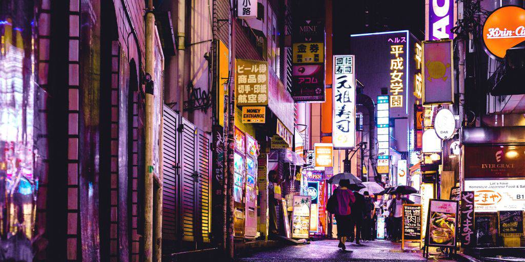 Disfruta de un viaje a Tokio en 7 días y descubre una ciudad que combina modernidad y tradición. Con esta esta escapada a la capital de Japón, conocerás santuarios y palacios imperiales. 1