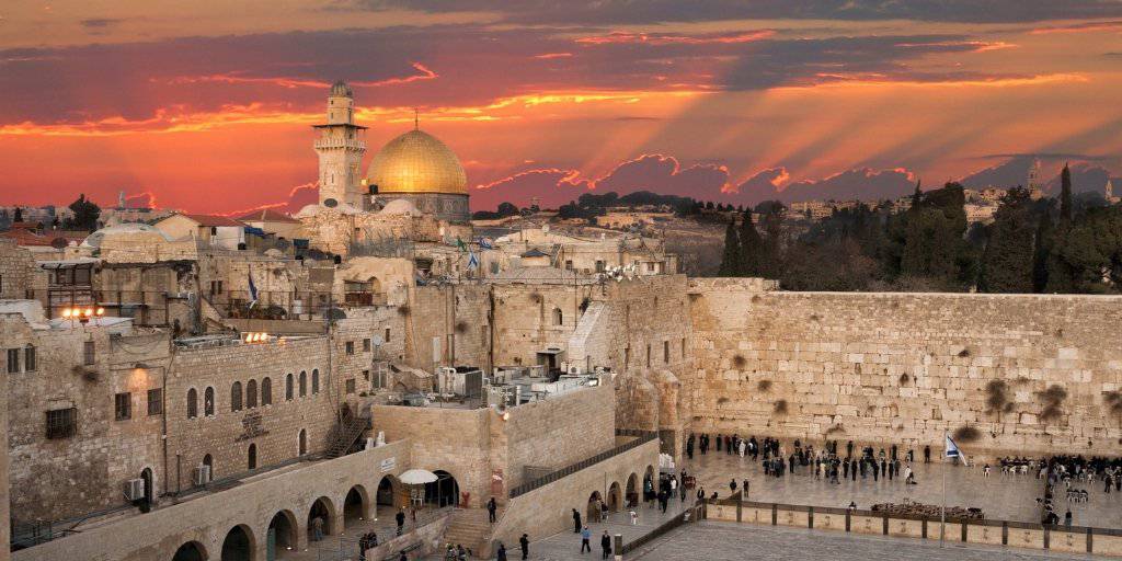 Con nuestro viaje a la Tierra Santa 8 días conoceremos lugares repletos de patrimonio histórico, cultural y arqueológico de Israel. 1