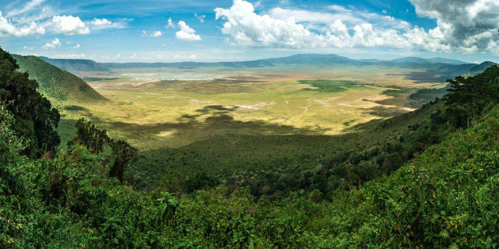 Descubre la esencia de África con este viaje a Tanzania con safari a Parque Nacional de Serengeti y Ngorongoro. Vive la aventura y observa de cerca la salvaje fauna africana. 6