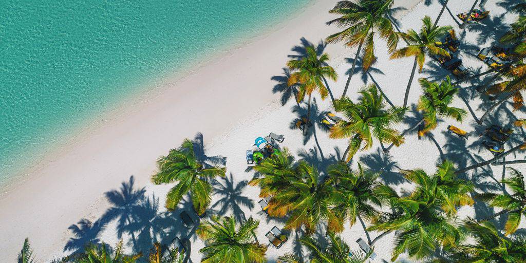 Relájate en la increíble Playa Bávaro con este viaje a Punta Cana. Bávaro cuenta con una de las playas más hermosas del país caribeño, perfectas para descansar y disfrutar de las aguas turquesas. 6