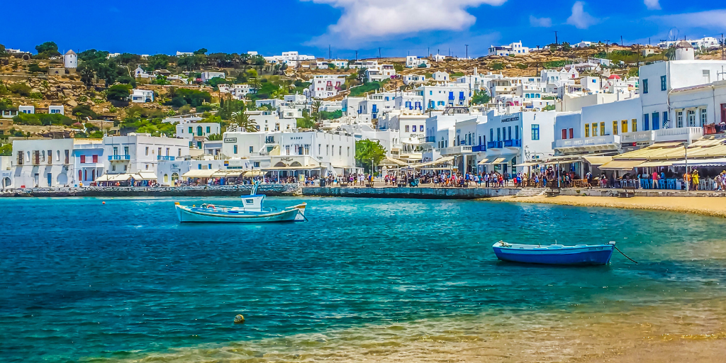 Viaja por Atenas y disfruta de las islas de Mykonos y Santorini. Descubre la civilización occidental y vive unas vacaciones en las islas de Grecia. 4