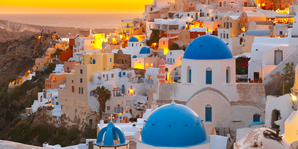 Disfruta de un viaje a Atenas y Santorini en 7 días. Grecia es el destino ideal para unas vacaciones en el paraíso mediterráneo. 4