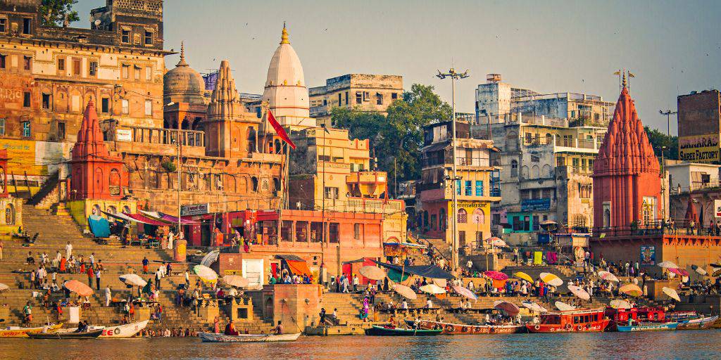 Recorre la India más salvaje con este viaje al Triángulo de Oro de India. Conoce los secretos del Triángulo hindú y Varanasi durante 11 días. 2