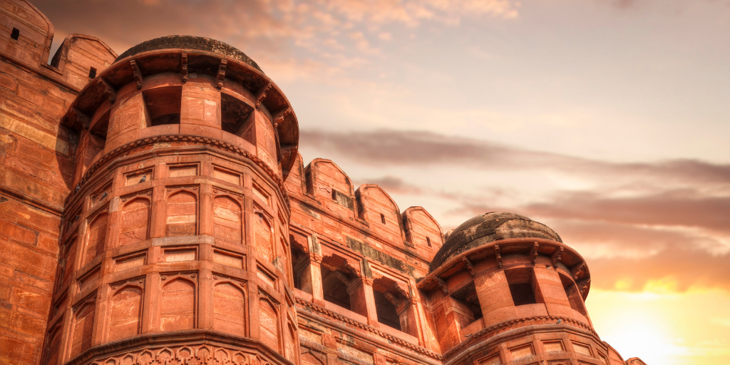 Viaje por Delhi, Jaipur, Agra y Benarés, el clásico de la India. Recorre el exótico Triángulo de Oro y descubre los rituales hinduistas en Benarés. 5