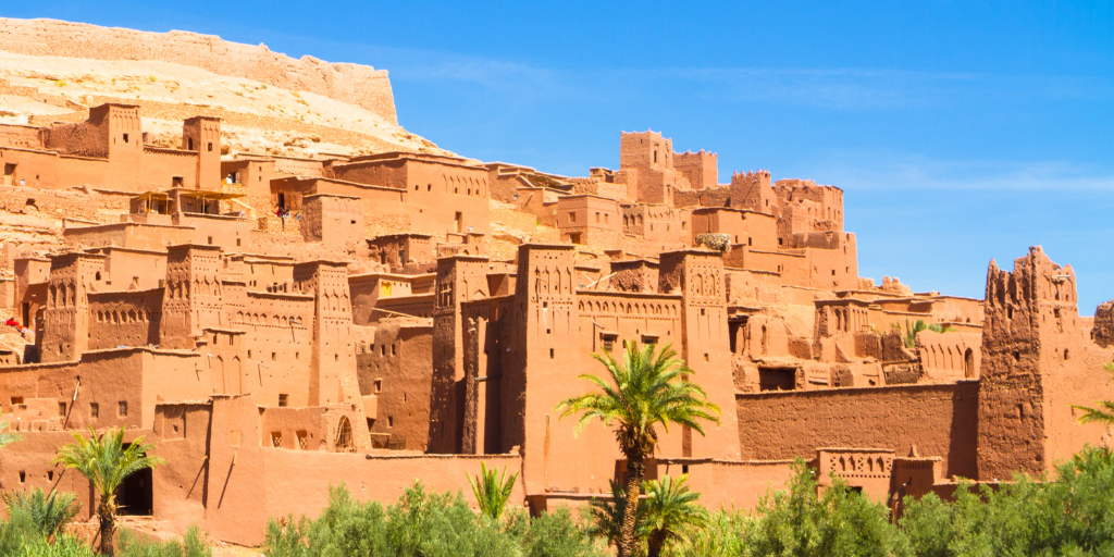 Oferta de viaje por Marruecos y sus antiguos palacios, mezquitas y oasis exóticos. Descubre Marrakech y el desierto del Sáhara con este viaje a Marruecos en 8 días. 4