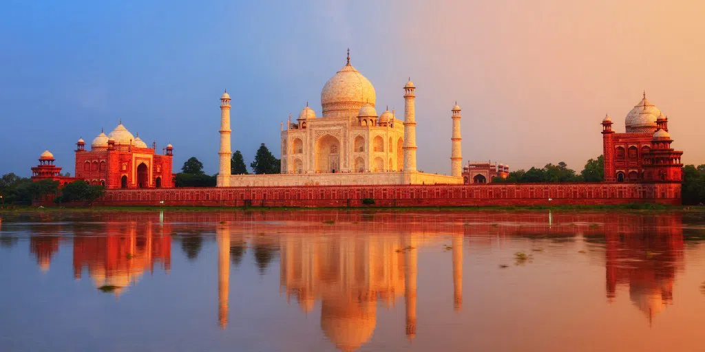 Disfruta de un viaje a India y las ciudades más bellas del norte. Conoce el Triángulo de Oro, descubre los templos de Khajuraho y visita la sagrada Benarés. 5