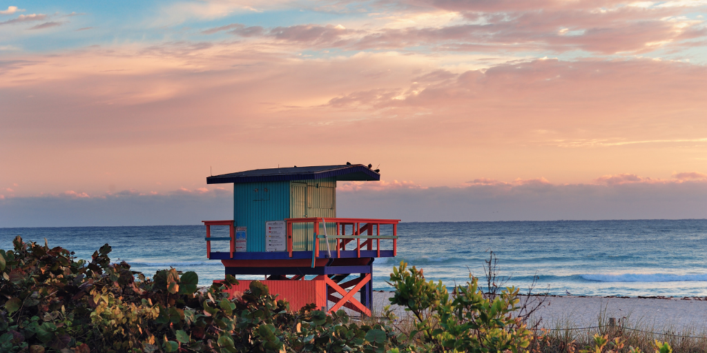 Viaja a Florida y disfruta la experiencia Fly & Drive recorriendo Miami, Key West, Naples y Orlando en 8 días. El sur de Florida te espera con un sol radiante, playas de arena blanca y mar turquesa. 6