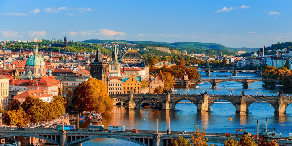 Nuestros viajes por Praga, Viena y Budapest te harán sentir parte de un cuento medieval. Berlín te cautivará con su vitalidad cultural e historia. 2