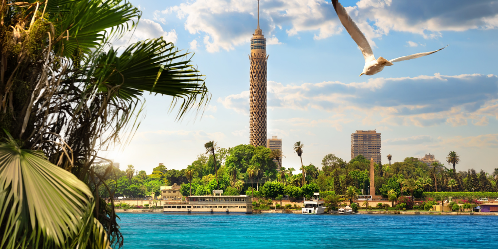 ¿Quieres vivir un viaje único por Oriente? Este viaje a Egipto con Sharm El Sheikh es para ti. Conoceremos el mítico río Nilo en un crucero. 3
